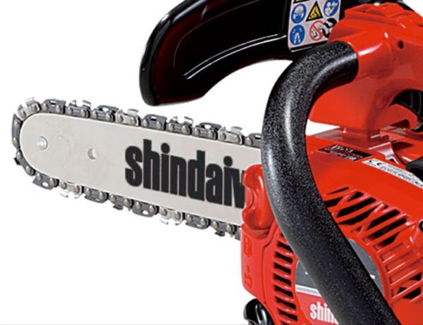 Shindaiwa 280T chainsaw with professional-grade engine